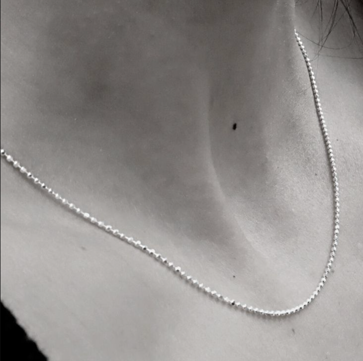 Lala – Diamantschliff Kugelhalskette