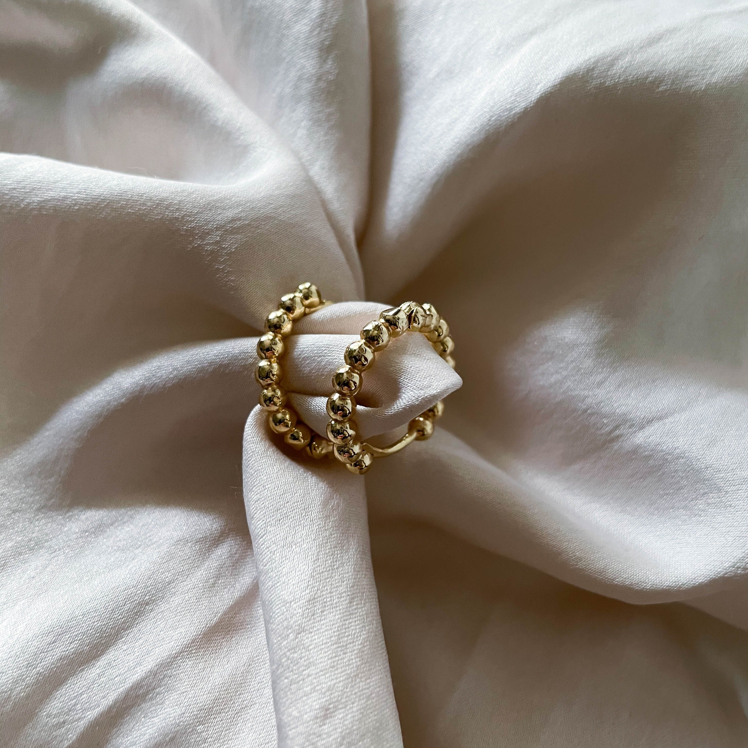 Lala - kleine Dot-Creolen 18 k Gold mikron plated