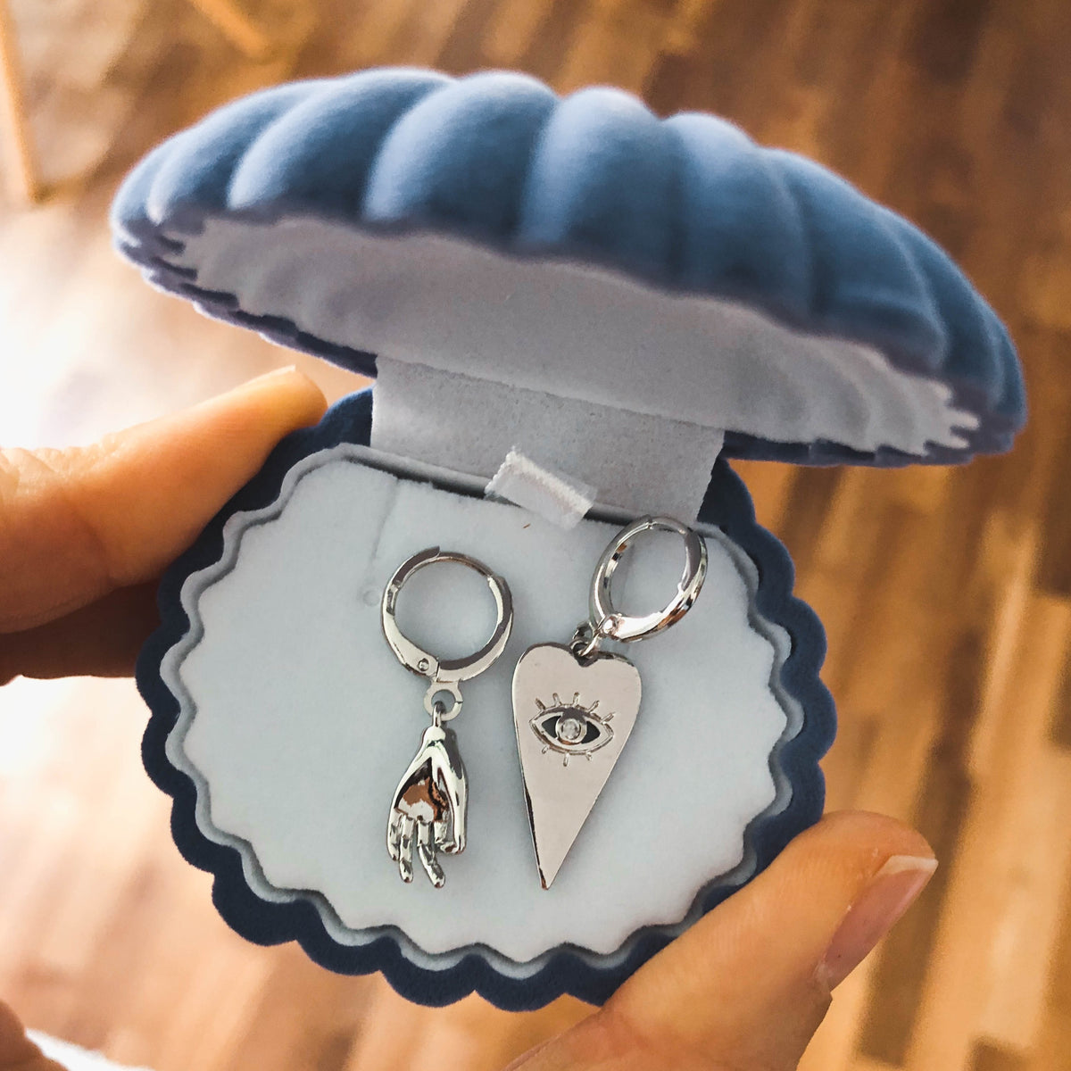 Trust & Trés Bien - 2x Mini-Hoop Ohrringe in Silber oder Gold