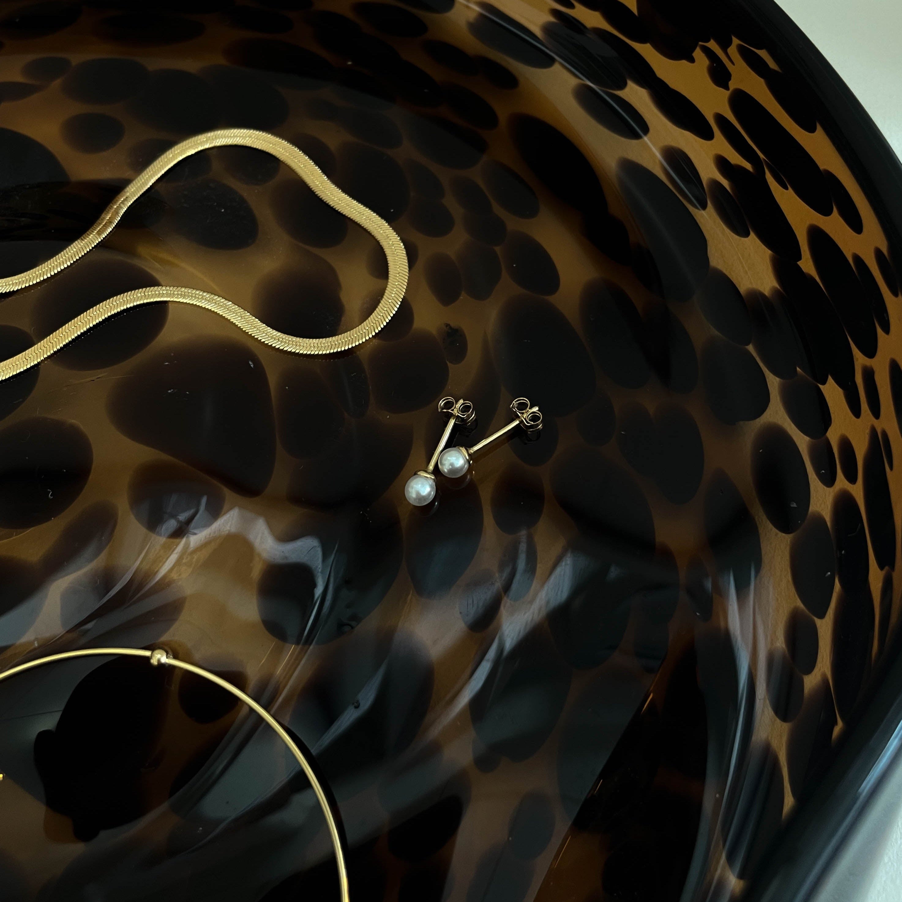 Fini – kleine Perlenohrstecker Gold filled