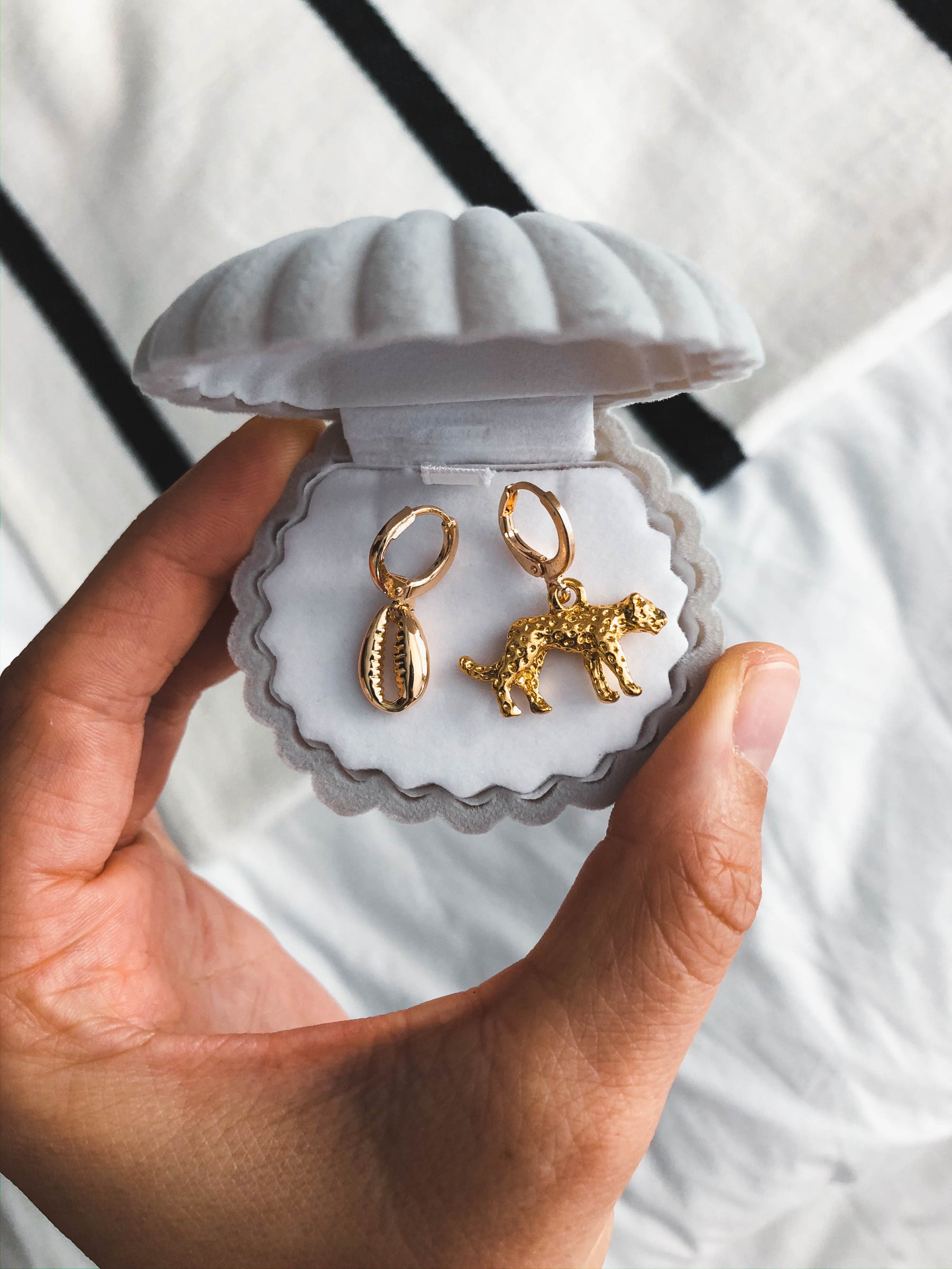 Trust & Trés Bien - 2x Mini-Hoop Ohrringe in Silber oder Gold