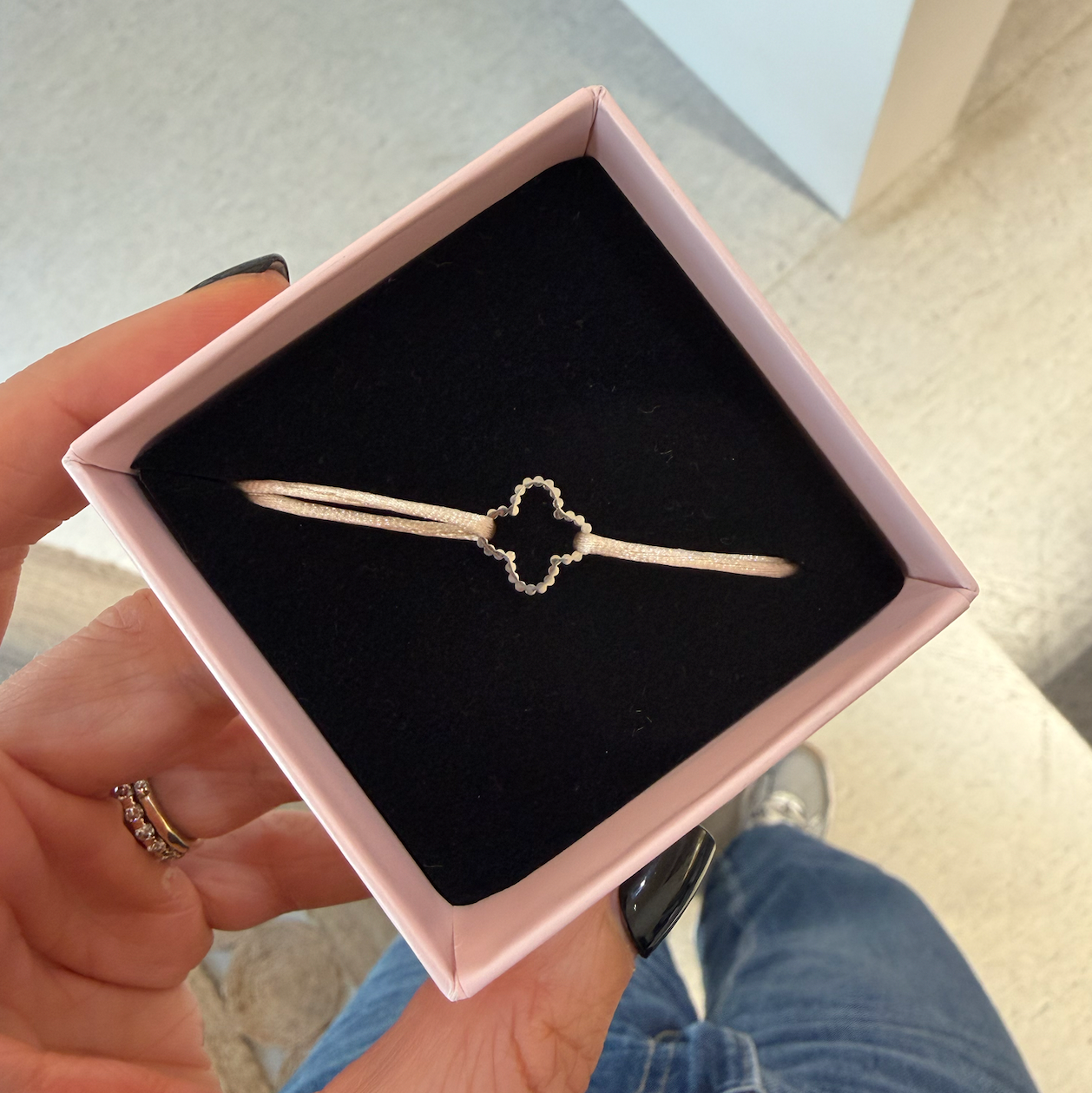 Glücksblume – Kordel Armband