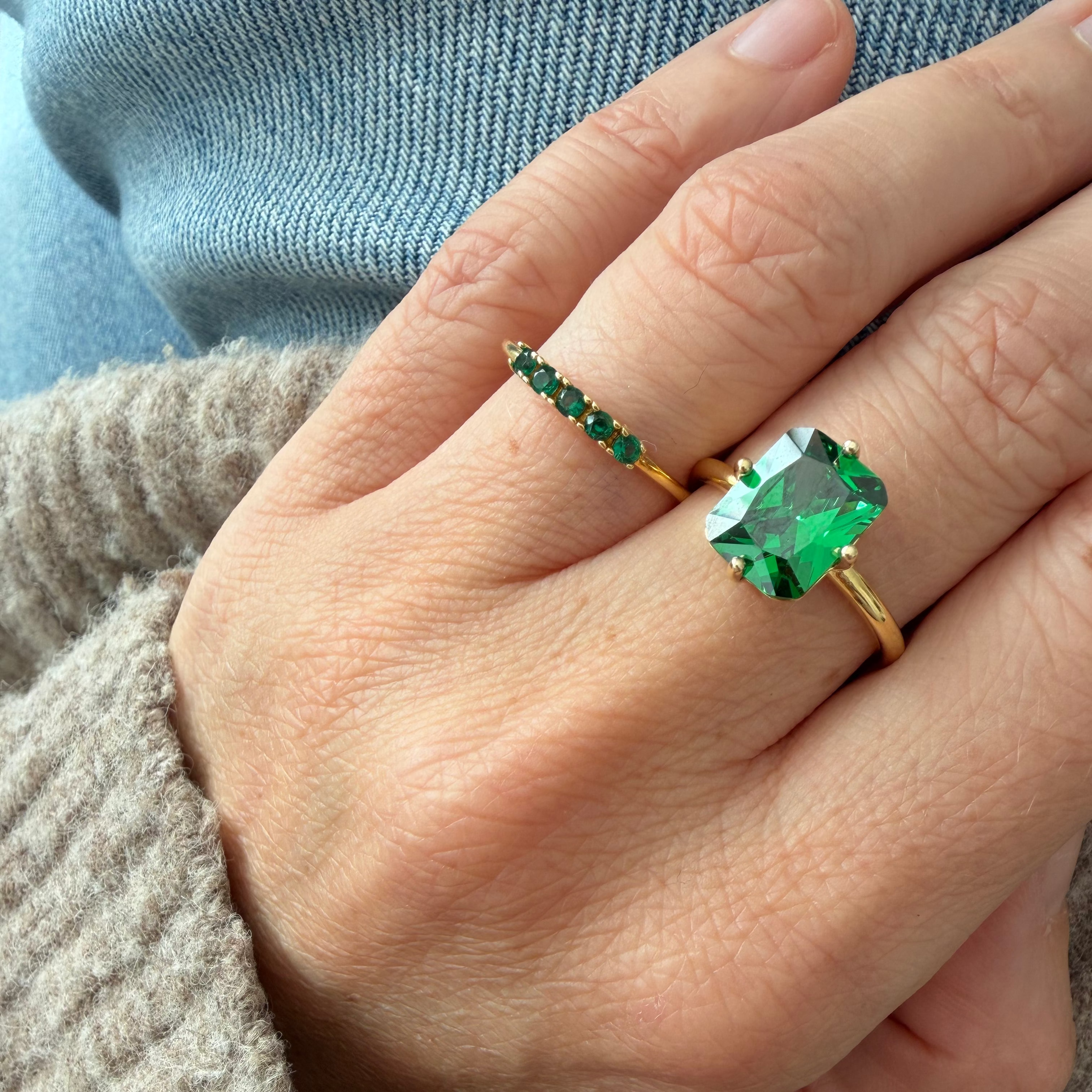 Sara – Smaragdfarbener Gold Vermeil Statement Ring