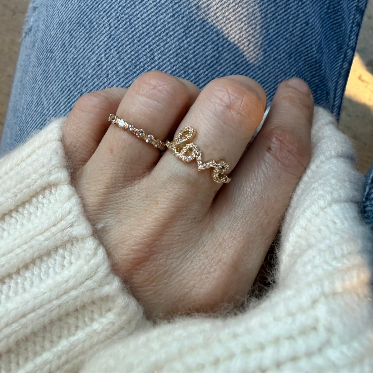 Love Ring mit Zirkonia Steinchen