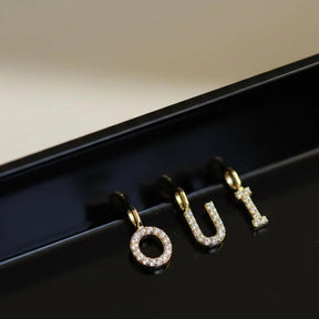 YOU - Gold Vermeil Letter Halskette mit Zirkonia Steinchen