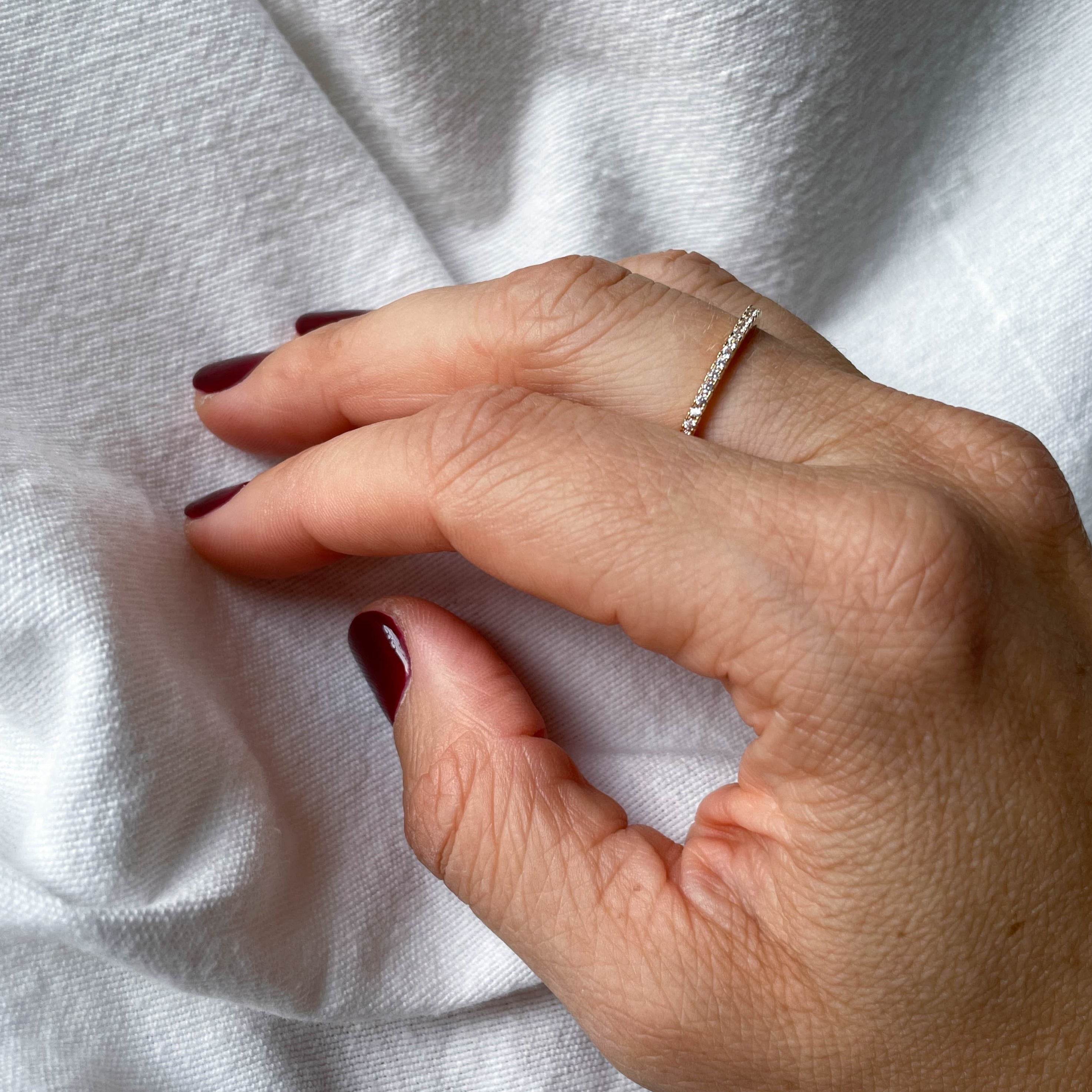 Memory - zarter Ring mit endlosen Zirkoniasteinen