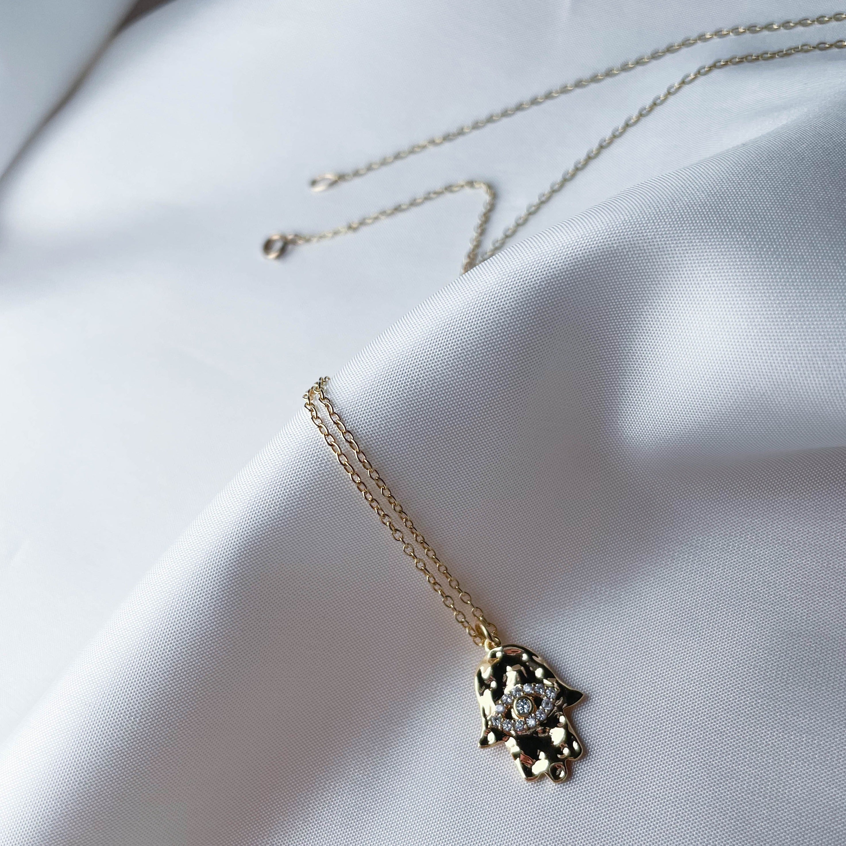 Schützende Hand - verg. Halskette mit Hamsa Hand Anhänger