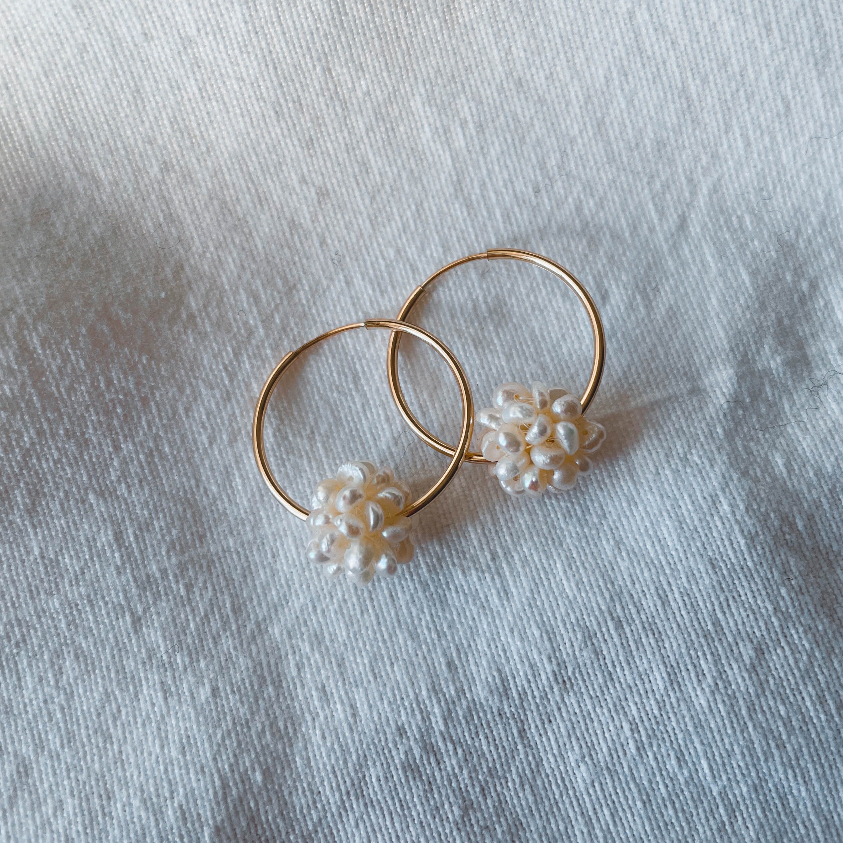 Set: Creolen Anna mit Perlenblumen