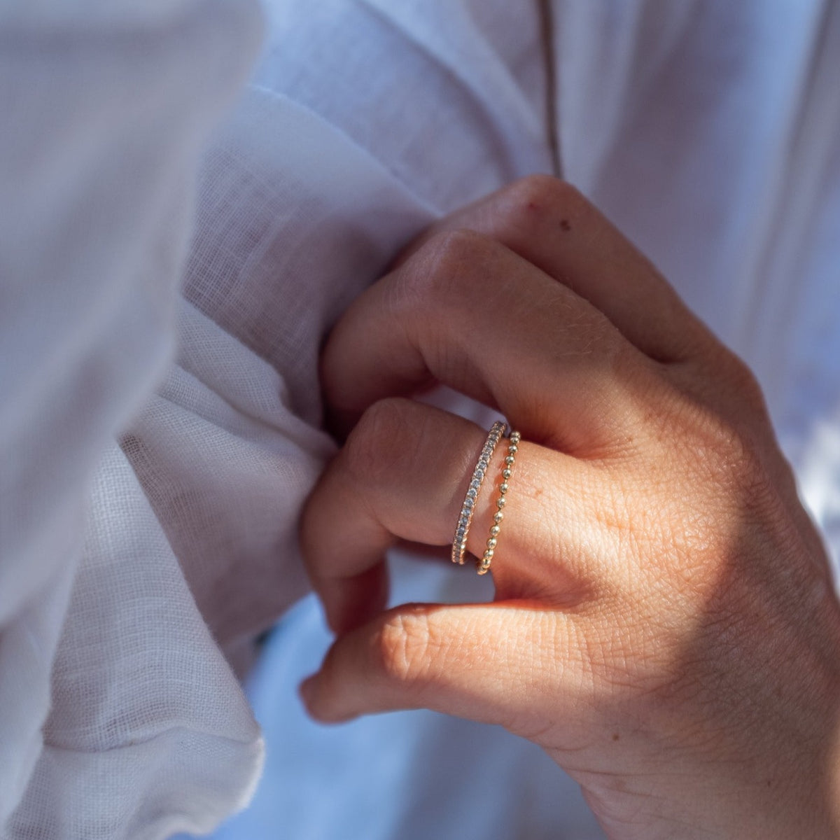 Memory - zarter Ring mit Zirkoniasteinen